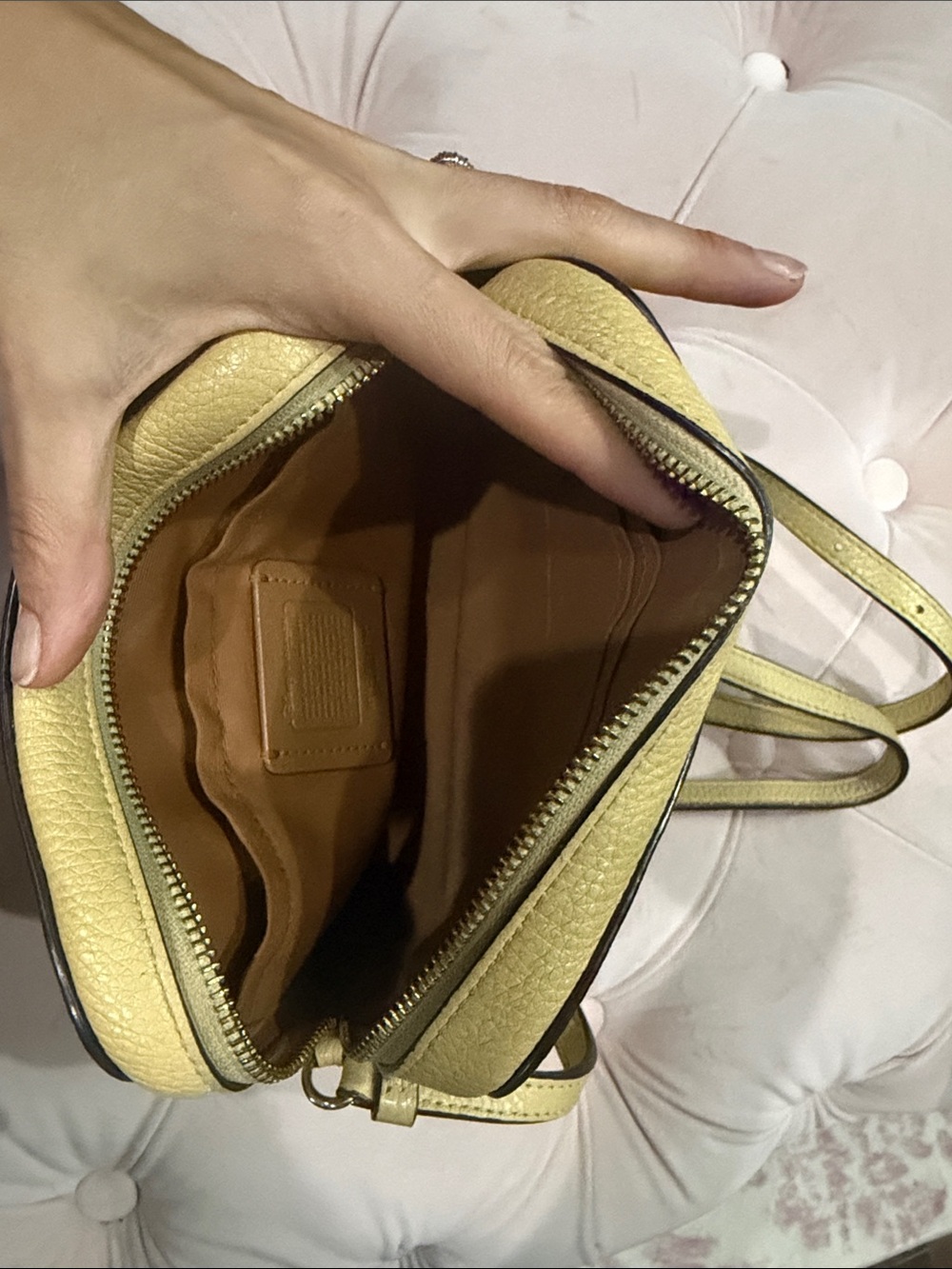 Coach Yellow Pebbled Leather Crossbody with Belle Motif - Picture 4 of 6